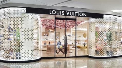 is louis vuitton cheaper in kuala lumpur|louis vuitton klcc.